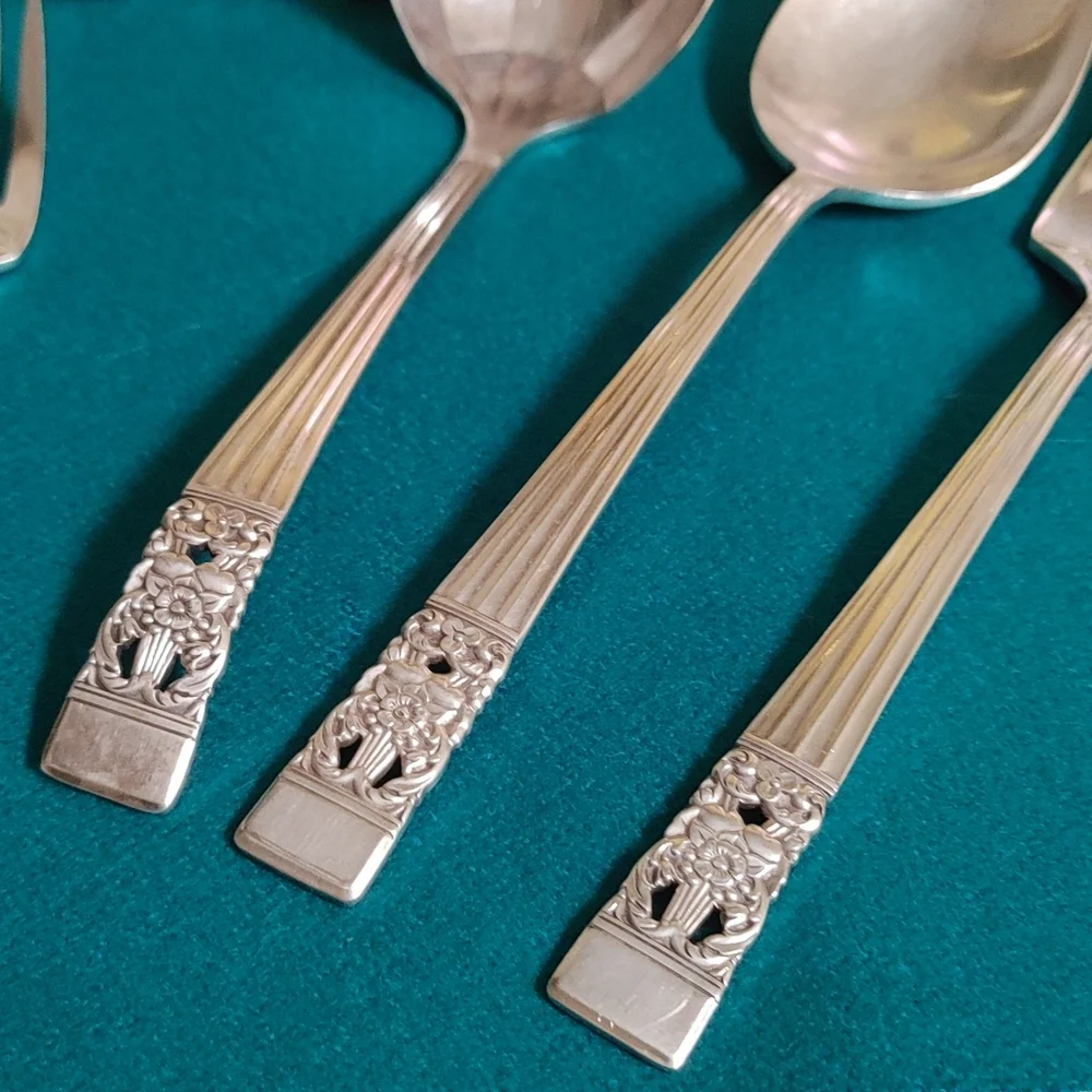 VTG 43 Pcs Coronation Silver Plate Flatware Set 1936 Community